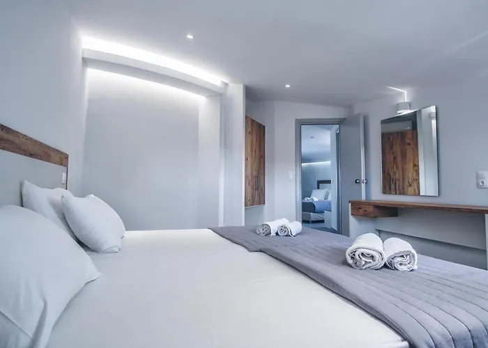 Hotel Island 3*