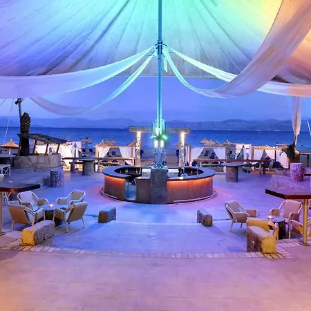 Island 3*