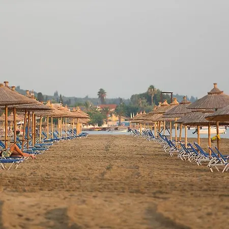 Island Hotel 3*