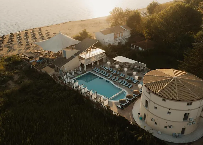 Island Hotel